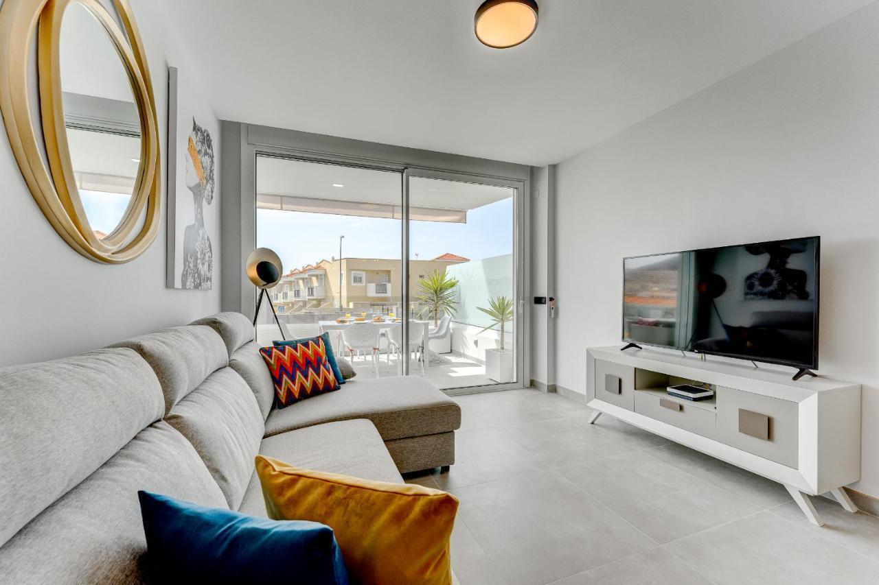 Modern New Apartment Las Terrazas De Costa Adeje. Heated Pool, Big Terrace And Private Parking Eksteriør bilde
